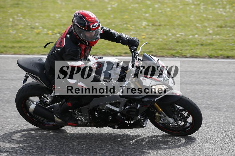 /Archiv-2025/10 23.04.2025 Cornu Master School ADR/gruen-vert/24